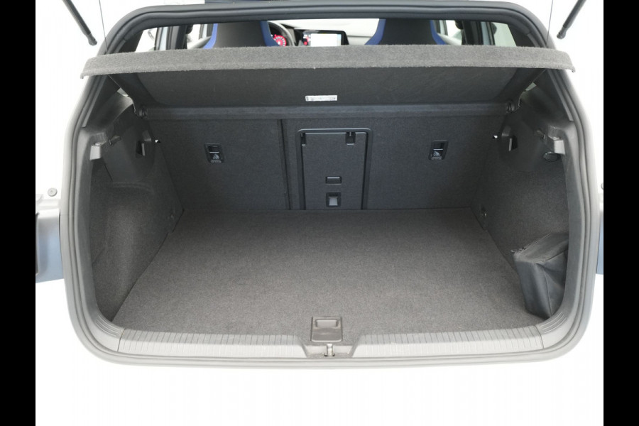 Volkswagen Golf 1.4 eHybrid 245pk GTE Panorama Navigatie Camera Stoelverwarming Carplay 193