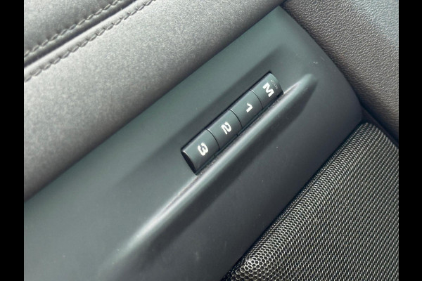 Land Rover Range Rover Evoque 1.5 P300e AWD Autobiography, panoramadak, vol opties, afn. trekhaak,1 e eigenaar, NL auto met nap