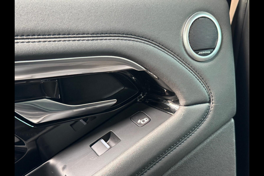 Land Rover Range Rover Evoque 1.5 P300e AWD Autobiography, panoramadak, vol opties, afn. trekhaak,1 e eigenaar, NL auto met nap