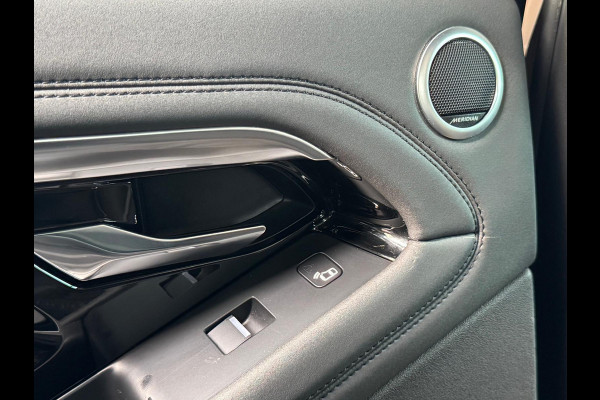 Land Rover Range Rover Evoque 1.5 P300e AWD Autobiography, panoramadak, vol opties, afn. trekhaak,1 e eigenaar, NL auto met nap