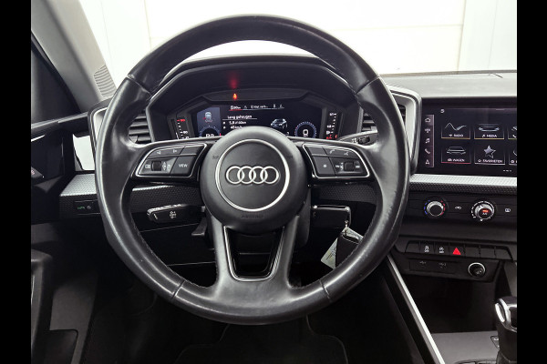 Audi A1 SPORTBACK 30 TFSI Advanced edition AANBIEDING!!! (Dealer OnderH, Digitale Dash,Navi, Parkeersensoren, Addapt Cruise, Etc)