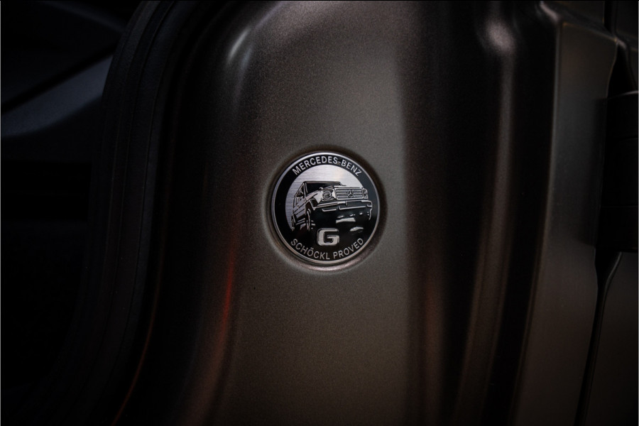 Mercedes-Benz G-Klasse AMG 63 ** Akrapovic ** AMG Performance Pack ** Carbon ** Xpell PPF Face-lift MY25 ** Grijs kenteken (excl. btw) ** Target Blue Eye