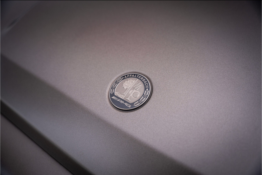 Mercedes-Benz G-Klasse AMG 63 ** Akrapovic ** AMG Performance Pack ** Carbon ** Xpell PPF Face-lift MY25 ** Grijs kenteken (excl. btw) ** Target Blue Eye