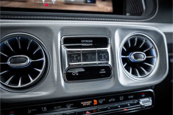 Mercedes-Benz G-Klasse AMG 63 ** Akrapovic ** AMG Performance Pack ** Carbon ** Xpell PPF Face-lift MY25 ** Grijs kenteken (excl. btw) ** Target Blue Eye