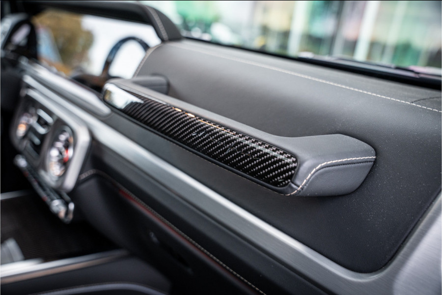 Mercedes-Benz G-Klasse AMG 63 ** Akrapovic ** AMG Performance Pack ** Carbon ** Xpell PPF Face-lift MY25 ** Grijs kenteken (excl. btw) ** Target Blue Eye