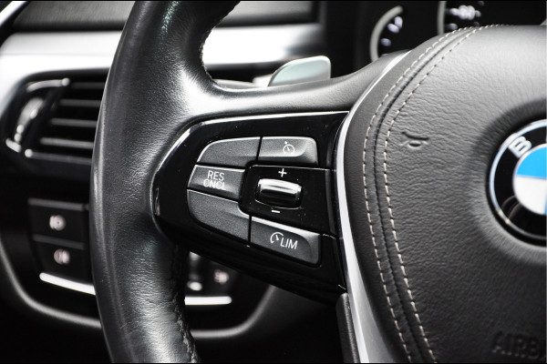 BMW 5 Serie 530i Aut. Navi Climate Bi-Xenon PDC LM velgen