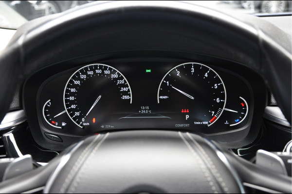 BMW 5 Serie 530i Aut. Navi Climate Bi-Xenon PDC LM velgen