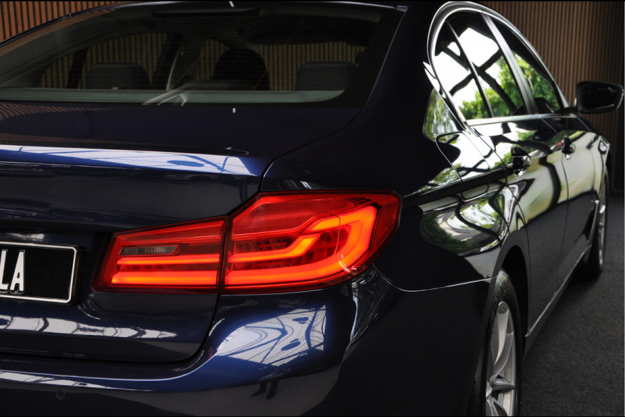 BMW 5 Serie 530i Aut. Navi Climate Bi-Xenon PDC LM velgen