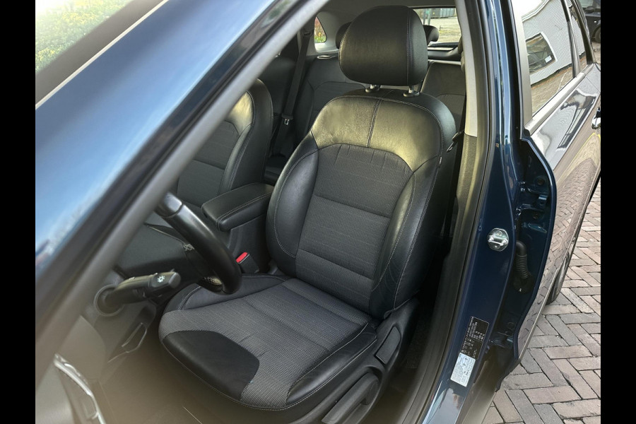 Kia Niro 1.6 GDi Hybrid DynamicLine CLIMATE ACHTERUITRIJ CAMERA TREKHAAK