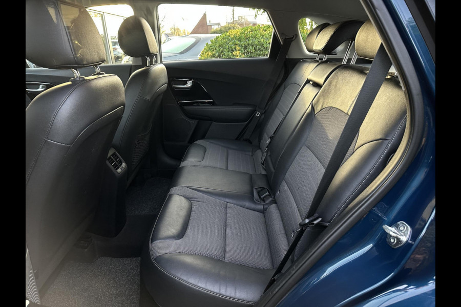 Kia Niro 1.6 GDi Hybrid DynamicLine CLIMATE ACHTERUITRIJ CAMERA TREKHAAK
