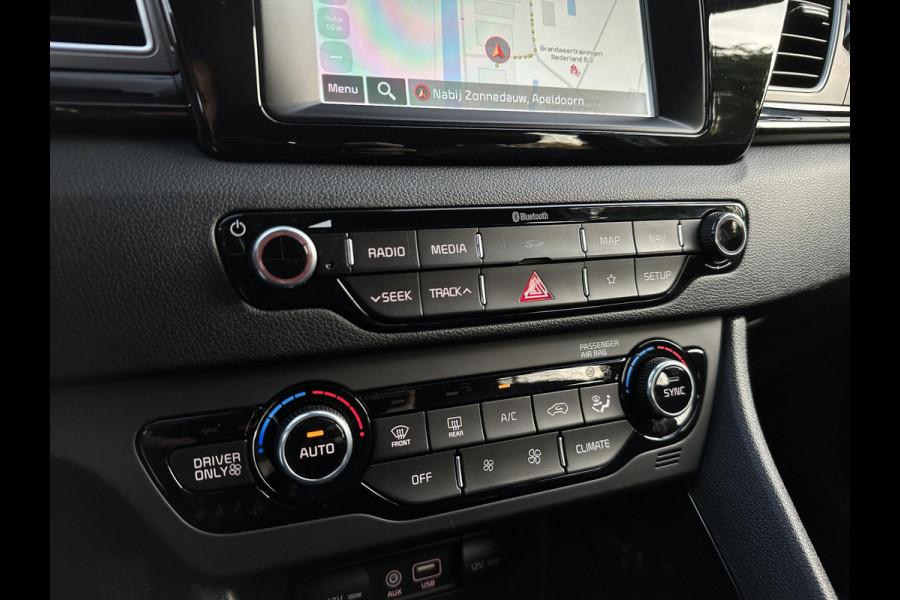 Kia Niro 1.6 GDi Hybrid DynamicLine CLIMATE ACHTERUITRIJ CAMERA TREKHAAK