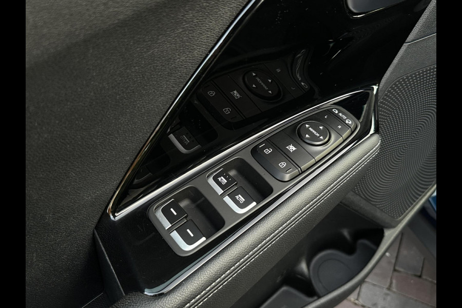 Kia Niro 1.6 GDi Hybrid DynamicLine CLIMATE ACHTERUITRIJ CAMERA TREKHAAK