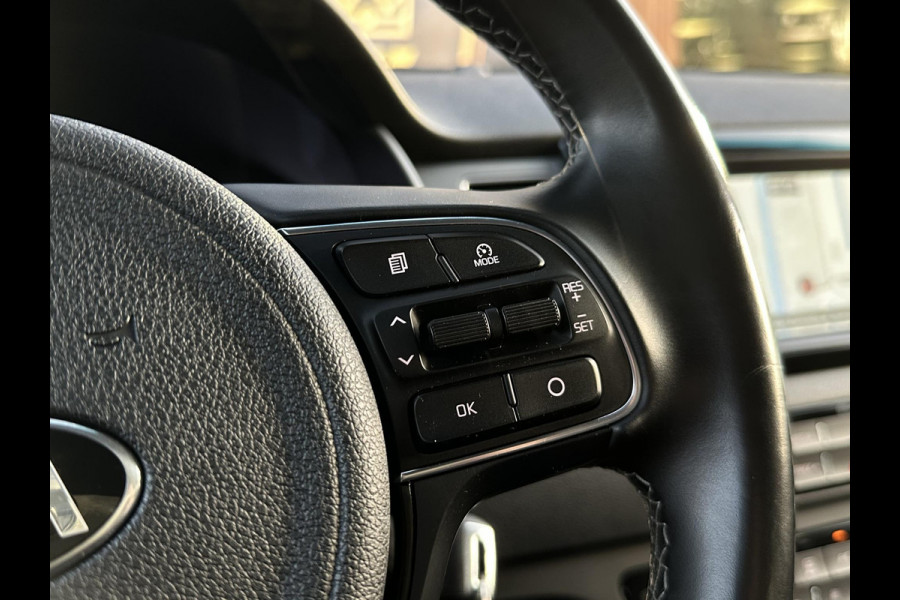 Kia Niro 1.6 GDi Hybrid DynamicLine CLIMATE ACHTERUITRIJ CAMERA TREKHAAK