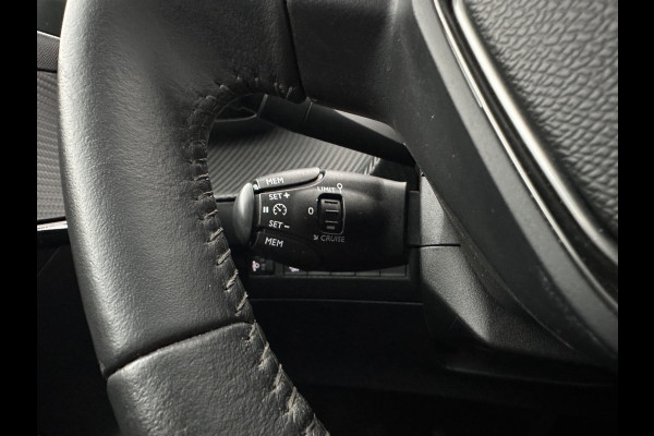 Peugeot e-208 EV Active Pack 50 kWh [ 3-Fase ] {SOH-90%} (INCL-BTW) Aut. *FULL-LED | DIGI-COCKPIT | MICROFIBRE | SPORT-SEATS | CARPLAY | CCS-FASTLOADER | KEYLESS | DAB+ | LANE-ASSIST | CRUISE | ECC | PDC | 16''ALU*