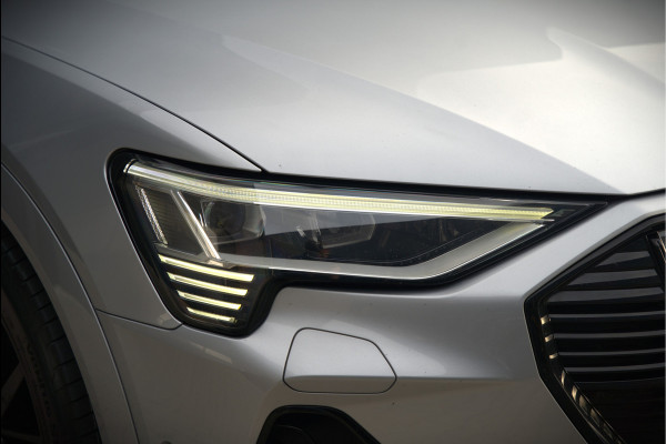 Audi e-tron Sportback 50 quattro S edition 71 kWh | S-Line | Black Edition | Panoramadak | Memory Seats | Luchtvering | Adaptive Cruise Control | Apple Carplay | Keyless | Matrix LED | Leder | Stoelverwarming | NAP |