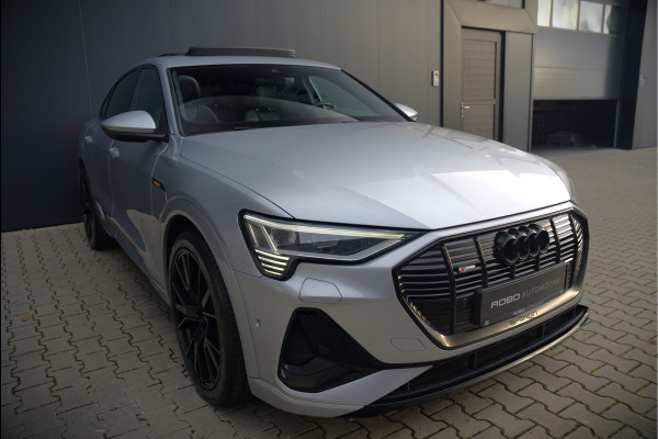 Audi e-tron Sportback 50 quattro S edition 71 kWh | S-Line | Black Edition | Panoramadak | Memory Seats | Luchtvering | Adaptive Cruise Control | Apple Carplay | Keyless | Matrix LED | Leder | Stoelverwarming | NAP |
