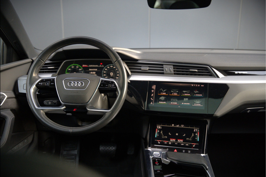Audi e-tron Sportback 50 quattro S edition 71 kWh | S-Line | Black Edition | Panoramadak | Memory Seats | Luchtvering | Adaptive Cruise Control | Apple Carplay | Keyless | Matrix LED | Leder | Stoelverwarming | NAP |