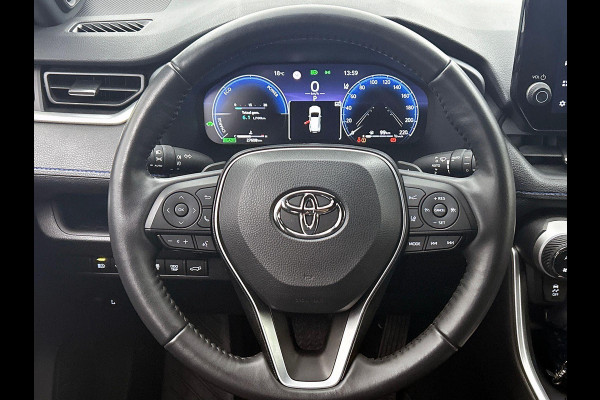 Toyota RAV4 2.5 Hybrid 218PK 360-CAMERA | BI-TONE | NAVI & CARPLAY