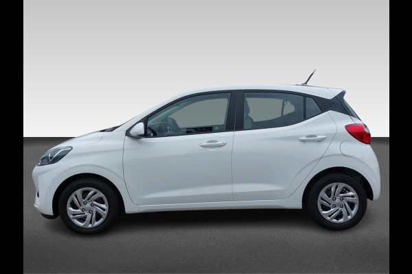 Hyundai i10 1.0 Premium VAN: €23.295 VOOR: €20.545