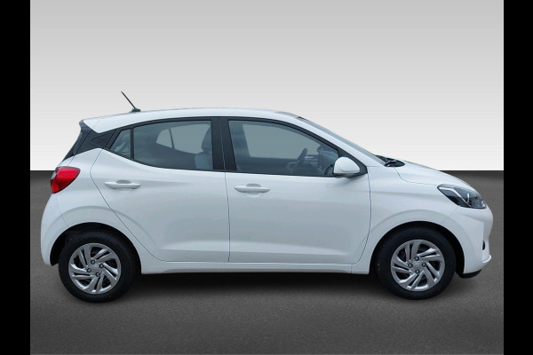 Hyundai i10 1.0 Premium VAN: €23.295 VOOR: €20.545