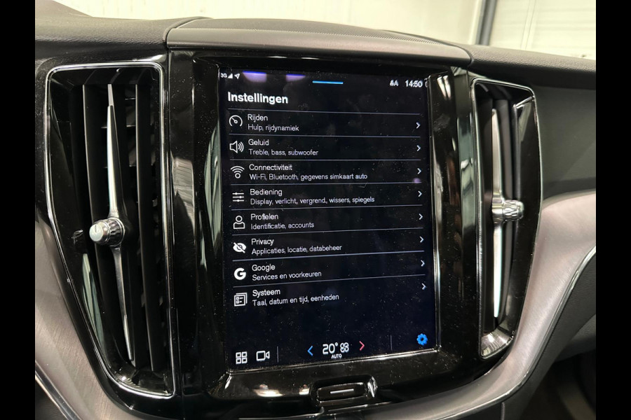 Volvo XC60 T6 Aut. Inscription Parkeercamera Leder CruiseControl 340pk