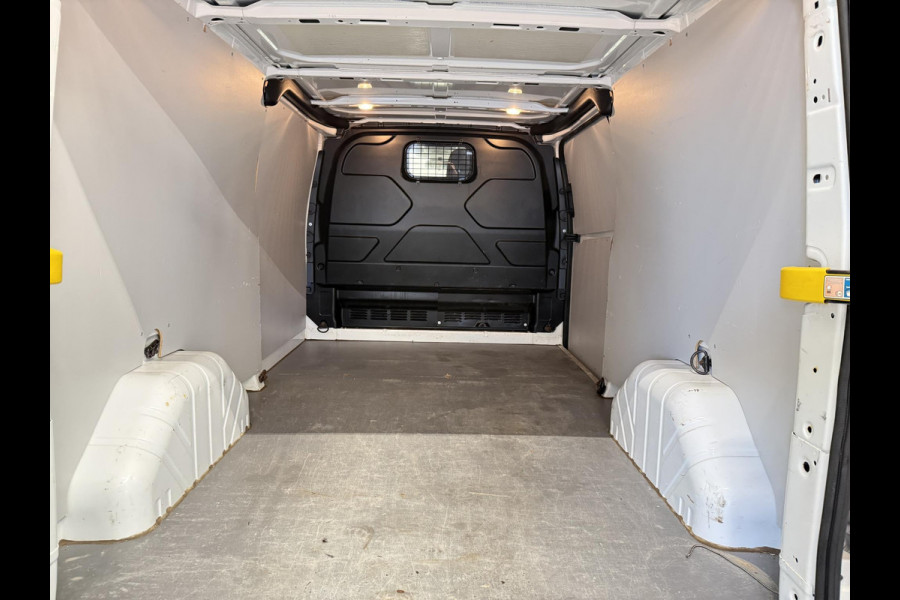 Ford Transit Custom L2H1 Trend Airco Cruise Control Bluetooth LED Parkeer sensoren Betimmering