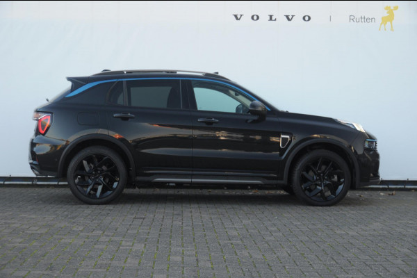 Lynk & Co 01 / Adaptieve cruise control / Elektrische stoelen / BLIS / Stoelverwarming / Elektrische achterklep / Climate control / Parkeersensoren met camera / Regensensor / Keyless entry /