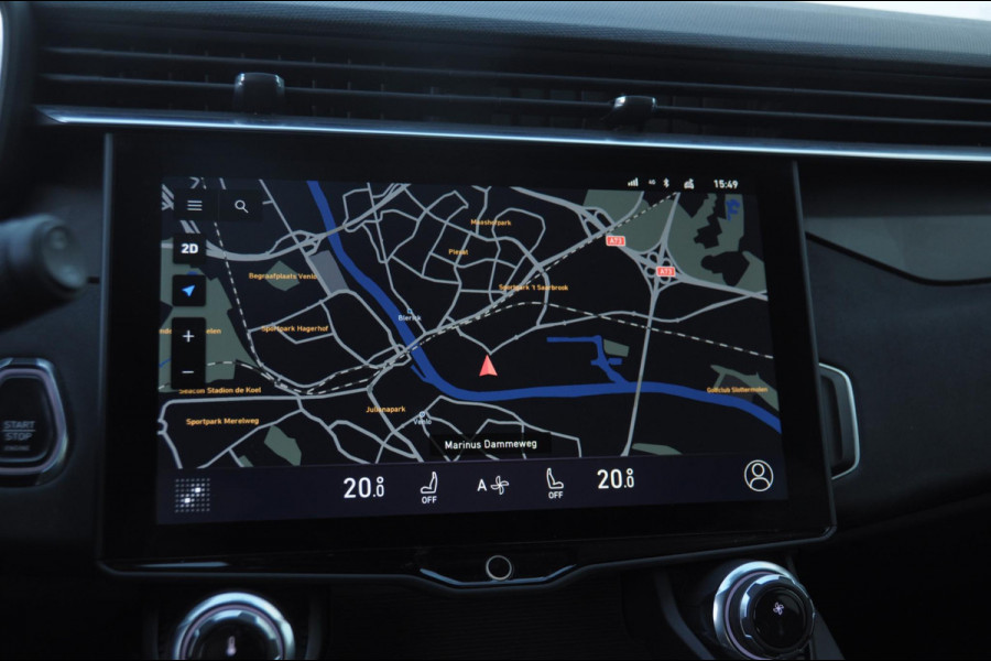 Lynk & Co 01 / Adaptieve cruise control / Elektrische stoelen / BLIS / Stoelverwarming / Elektrische achterklep / Climate control / Parkeersensoren met camera / Regensensor / Keyless entry /