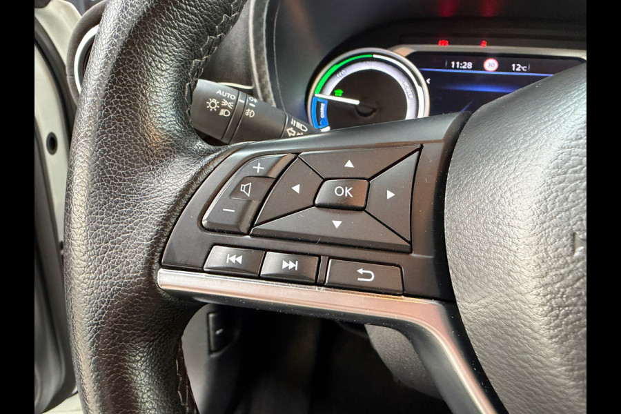 Nissan Juke 1.6 Hybrid N-Design | Bose | Leder/alcantara | 360 cam | Carplay | Parelmoer wit