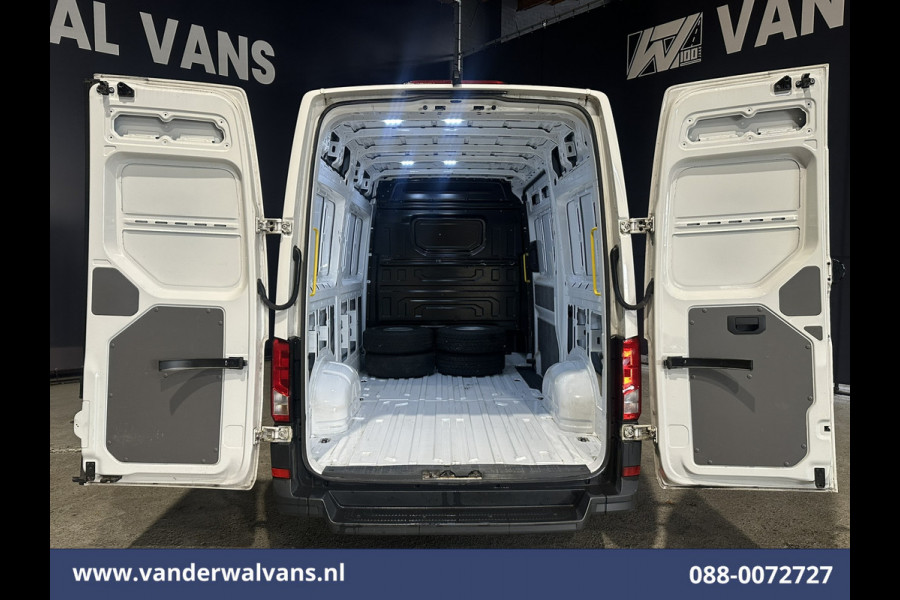 Volkswagen Crafter 2.0 TDI 141pk L3H3 L2H2 Euro6 Airco | Camera | Apple Carplay | Android Auto | Cruisecontrol | Massagestoel Chauffeursstoel