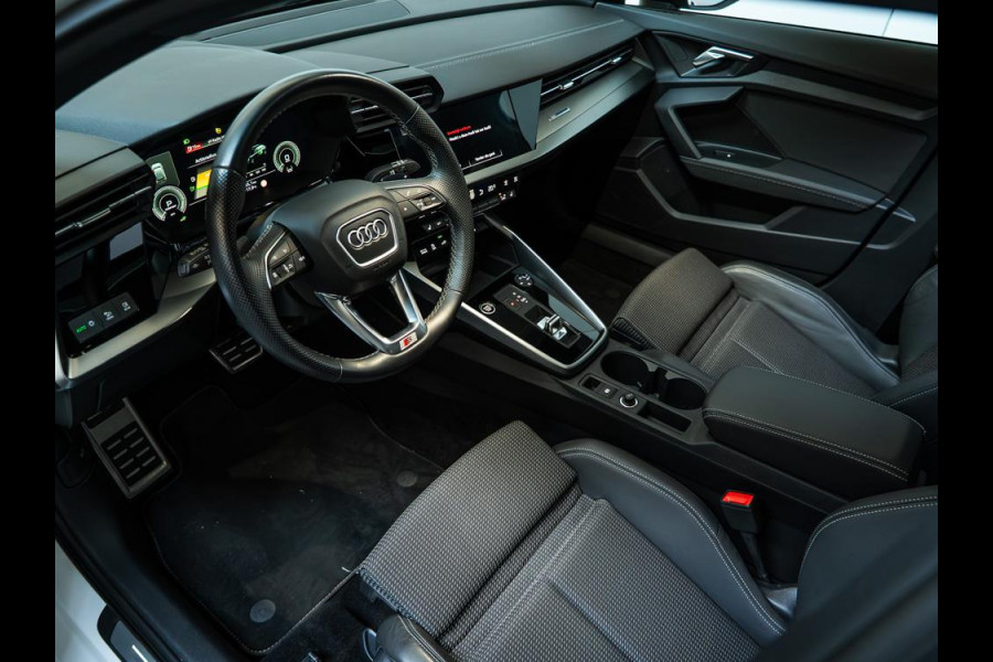 Audi A3 Sportback 40 TFSI e Advanced edition | S-Line | 19 Inch | Pano