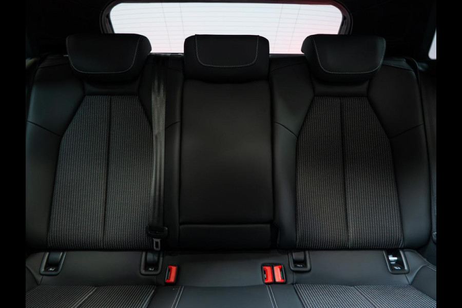 Audi A3 Sportback 40 TFSI e Advanced edition | S-Line | 19 Inch | Pano