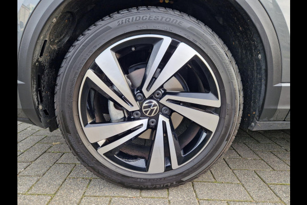 Volkswagen T-Roc 1.5 TSI DSG 150PK R-Line /ACC /IQ Drive /IQ Light