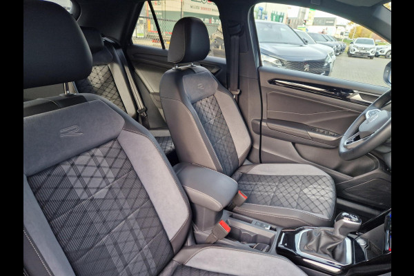 Volkswagen T-Roc 1.5 TSI DSG 150PK R-Line /ACC /IQ Drive /IQ Light