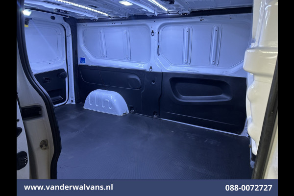 Renault Trafic 2.0 dCi 131pk L2H1 Euro6 Airco | Camera | LED | Cruisecontrol | Parkeersensoren Bijrijdersbank, 2500kg trekvermogen