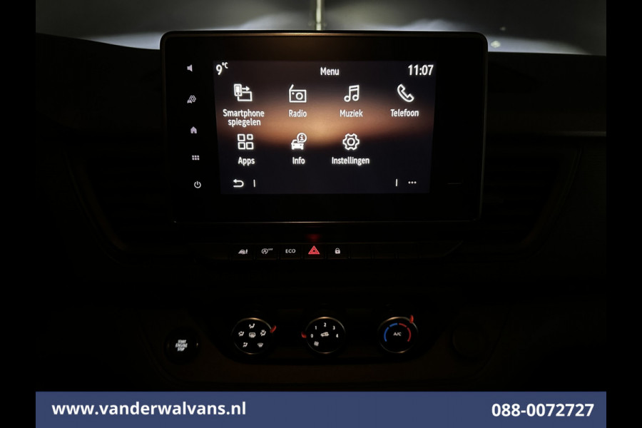Renault Trafic 2.0 dCi 131pk L2H1 Euro6 Airco | Camera | LED | Cruisecontrol | Parkeersensoren Bijrijdersbank, 2500kg trekvermogen