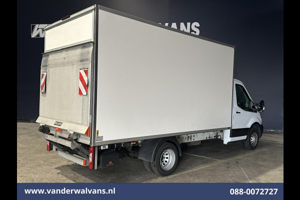 Ford Transit 2.0 TDCI 170pk Bakwagen Laadklep Euro6 Airco | Cruisecontrol | Verwarmde voorruit | 940kg laadvermogen Bijrijdersbank