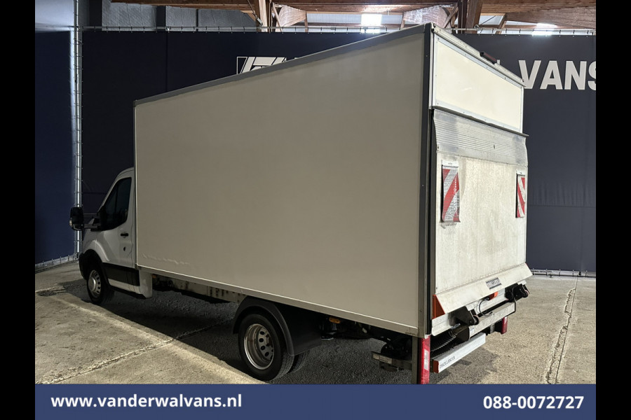 Ford Transit 2.0 TDCI 170pk Bakwagen Laadklep Euro6 Airco | Cruisecontrol | Verwarmde voorruit | 940kg laadvermogen Bijrijdersbank