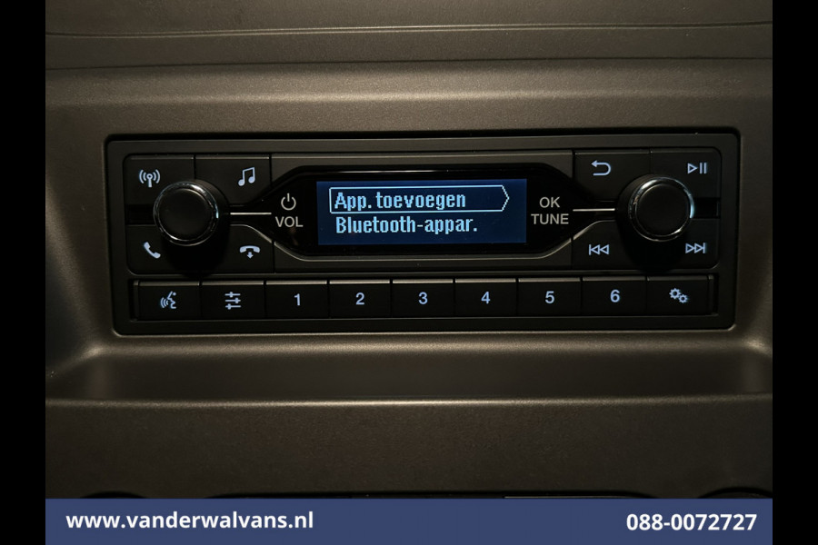Ford Transit 2.0 TDCI 170pk Bakwagen Laadklep Euro6 Airco | Cruisecontrol | Verwarmde voorruit | 940kg laadvermogen Bijrijdersbank