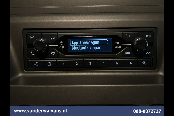 Ford Transit 2.0 TDCI 170pk Bakwagen Laadklep Euro6 Airco | Cruisecontrol | Verwarmde voorruit | 940kg laadvermogen Bijrijdersbank