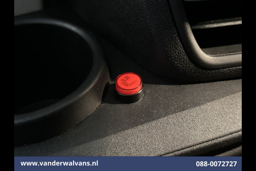 Ford Transit 2.0 TDCI 170pk Bakwagen Laadklep Euro6 Airco | Cruisecontrol | Verwarmde voorruit | 940kg laadvermogen Bijrijdersbank