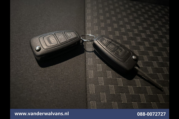 Ford Transit 2.0 TDCI 170pk Bakwagen Laadklep Euro6 Airco | Cruisecontrol | Verwarmde voorruit | 940kg laadvermogen Bijrijdersbank