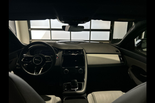 Jaguar E-Pace 1.5 P300e AWD R-Dynamic HSE | Meridian sound | Elektrisch bediende achterklep | Interactive driver display