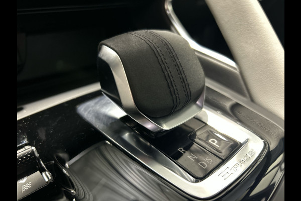 Jaguar E-Pace 1.5 P300e AWD R-Dynamic HSE | Meridian sound | Elektrisch bediende achterklep | Interactive driver display