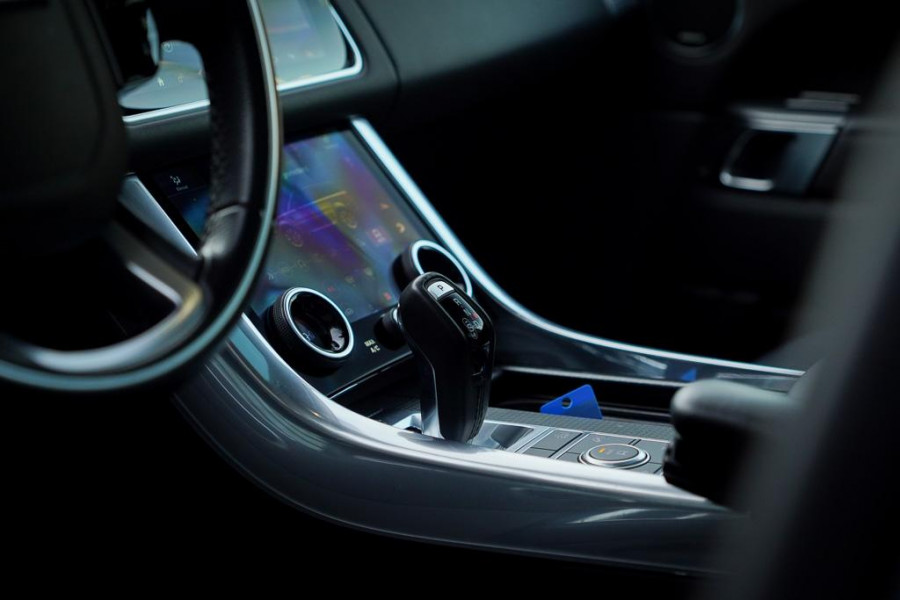 Land Rover Range Rover Sport 5.0 V8 SC Autobiography Dynamic / Pano / Yulong White / Black Pack / Incl BTW