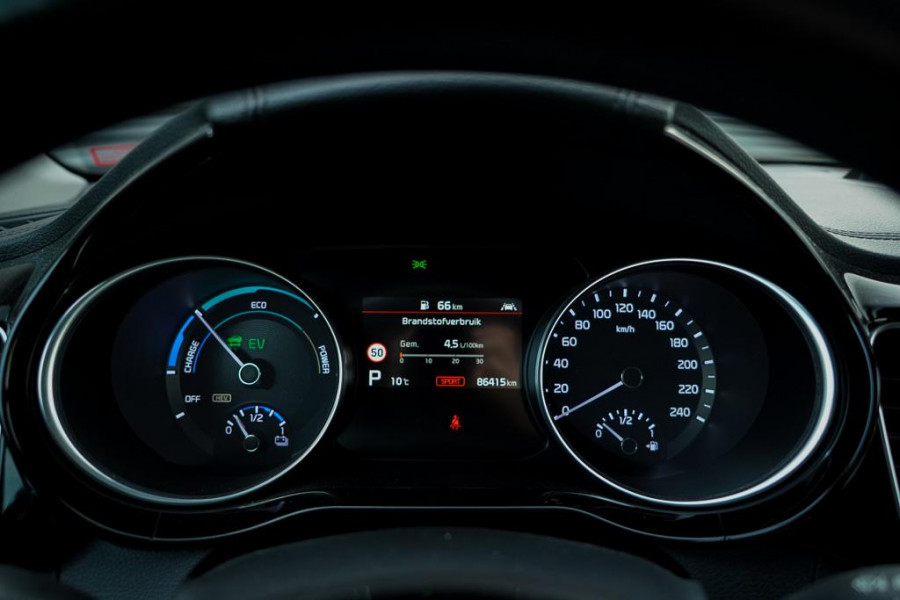 Kia Ceed Sportswagon 1.6 GDI PHEV DynamicLine / Navi / Carplay / Stoel&Stuurverwarming
