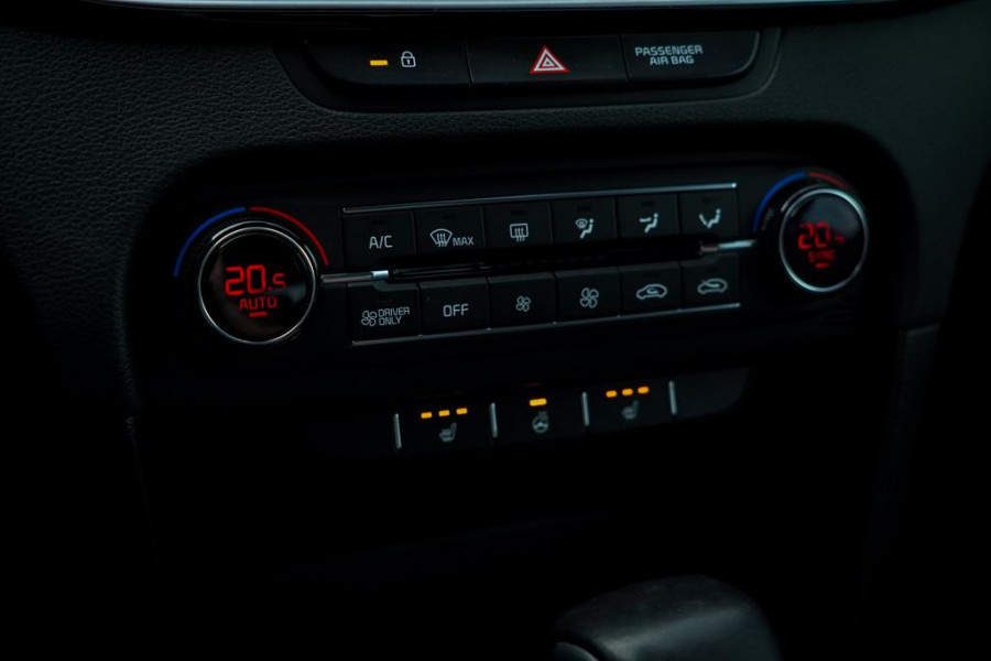 Kia Ceed Sportswagon 1.6 GDI PHEV DynamicLine / Navi / Carplay / Stoel&Stuurverwarming