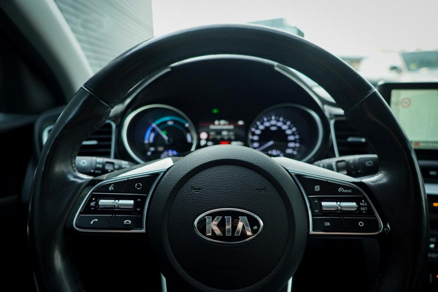 Kia Ceed Sportswagon 1.6 GDI PHEV DynamicLine / Navi / Carplay / Stoel&Stuurverwarming