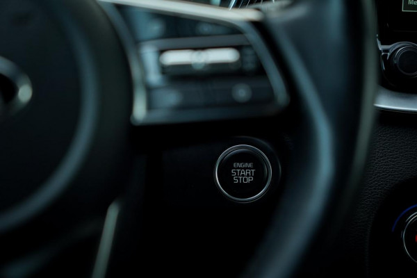 Kia Ceed Sportswagon 1.6 GDI PHEV DynamicLine / Navi / Carplay / Stoel&Stuurverwarming