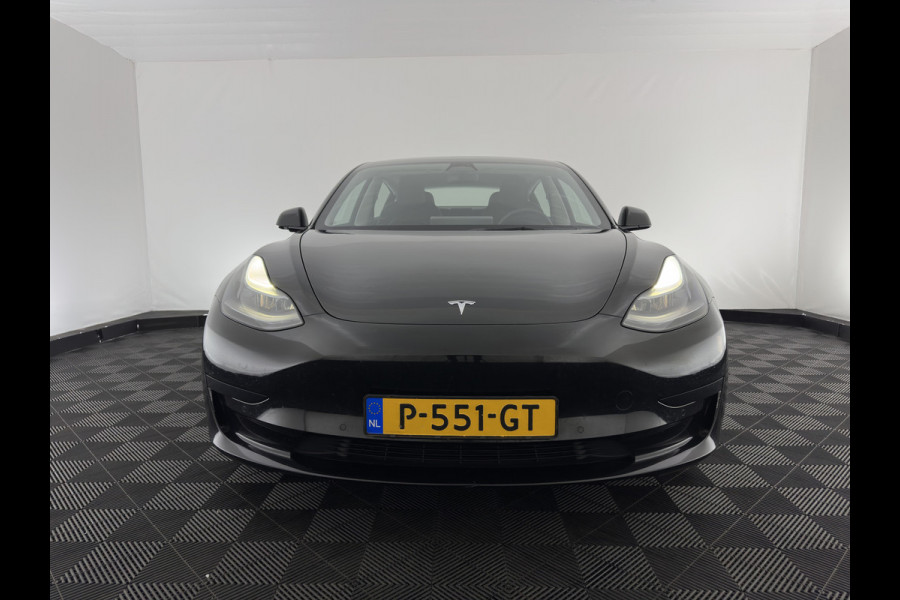Tesla Model 3 Standard RWD Plus 60 kWh [ 3-Fase ] { SOH-90%} (INCL-BTW) Aut. *PANO | AUTO-PILOT | LUXURY-LEATHER | KEYLESS | FULL-LED | MEMORY-PACK | SURROUND-VIEW | DAB | CARPLAY | DIGI-COCKPIT | LANE-ASSIST | COMFORT-SEATS | 18"ALU*